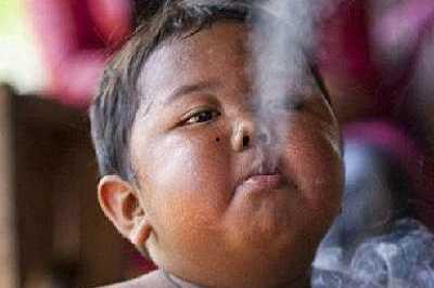 90后小哥吃瓜,揭秘娱乐圈那些吃瓜背后的故事